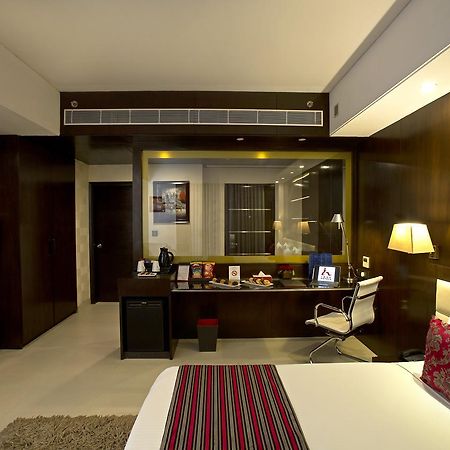 Inde Hotel Chattarpur Nuova Delhi Esterno foto