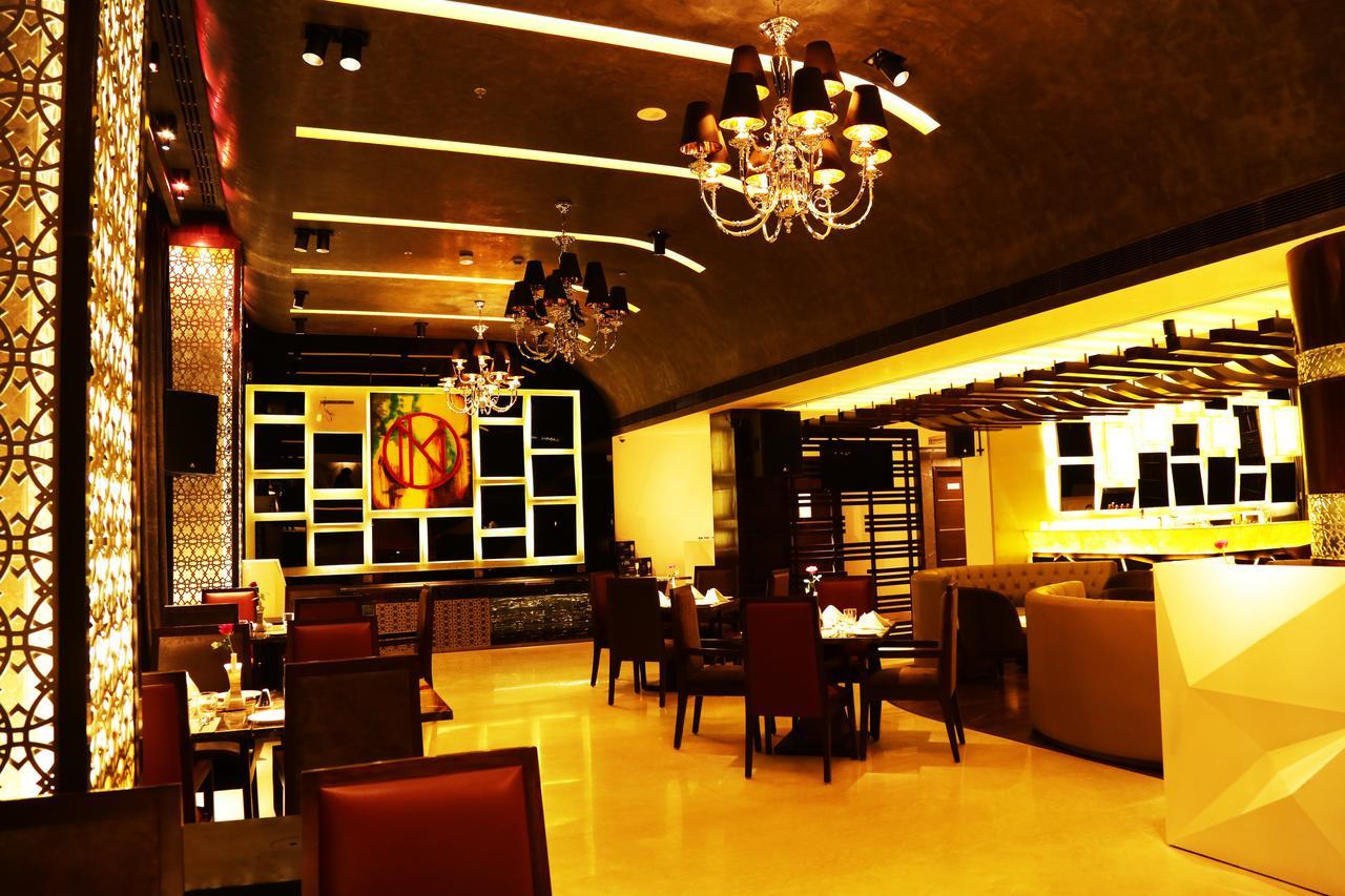Inde Hotel Chattarpur Nuova Delhi Esterno foto