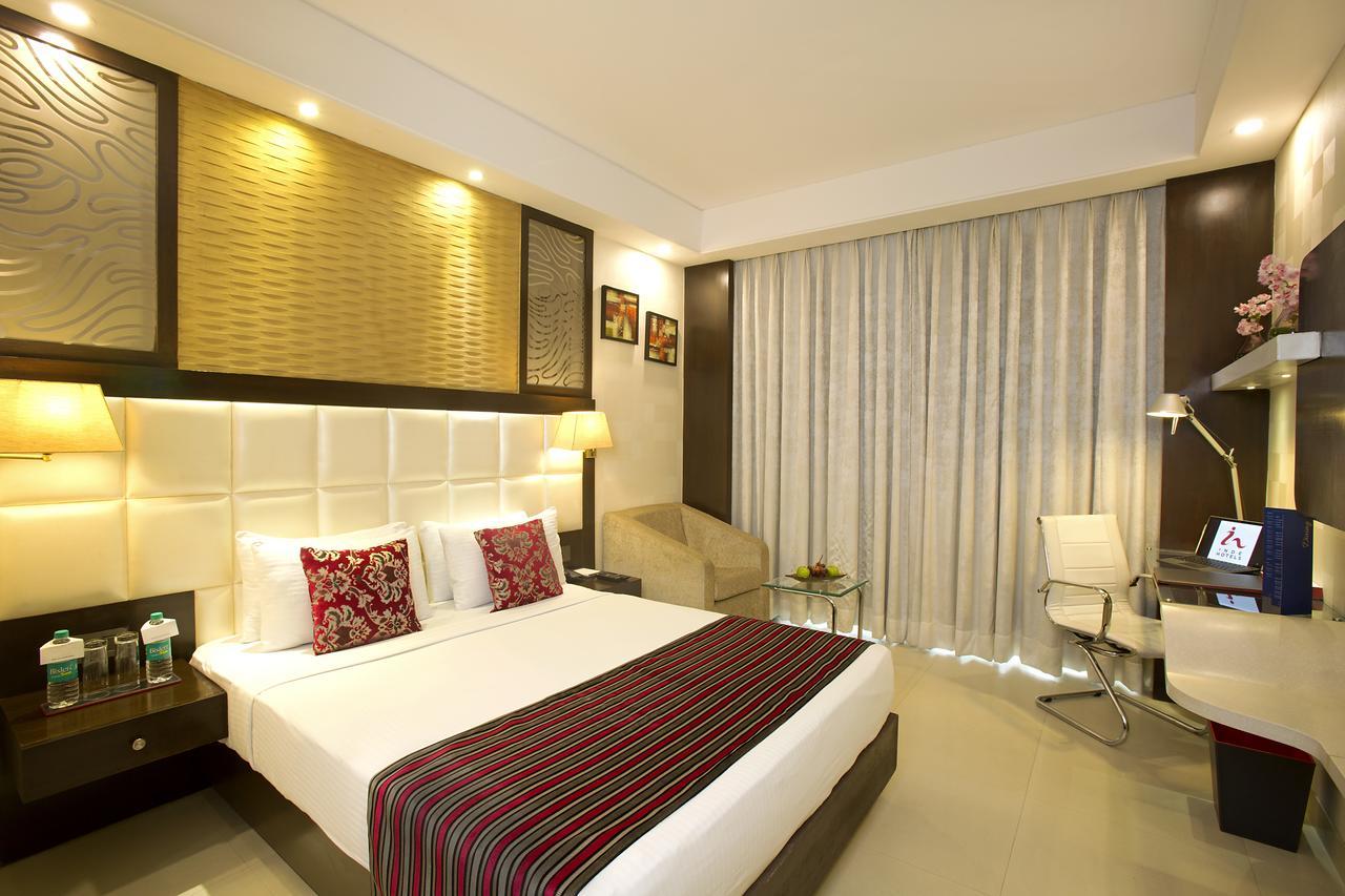 Inde Hotel Chattarpur Nuova Delhi Esterno foto